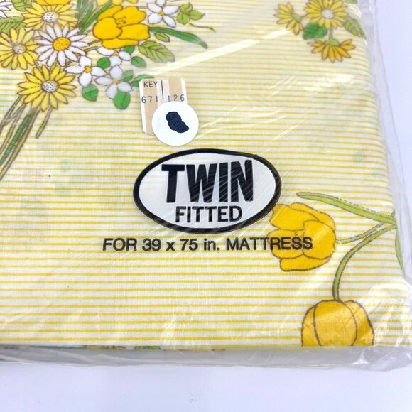 Tastemaker No Iron Muslin Twin Fitted Sheet Yellow Floral Stripe NOS - Picture 2 of 6